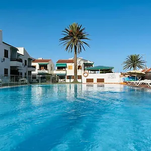 https://apartamentos-los-balandros.in-canary-islands.com